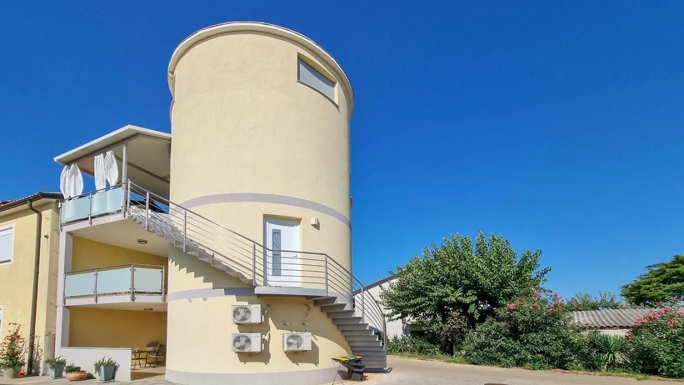 Silos Oliva Apartment Novigrad  Croatia